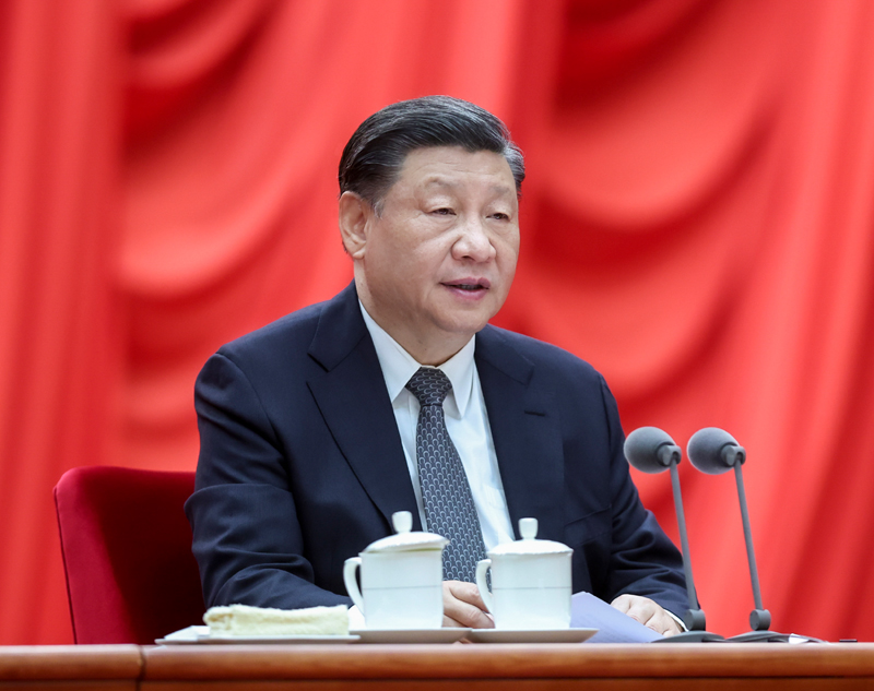 4月3日，學(xué)習(xí)貫徹習(xí)近平新時代中國特色社會主義思想主題教育工作會議在北京召開。中共中央總書記、國家主席、中央軍委主席習(xí)近平出席會議并發(fā)表重要講話。